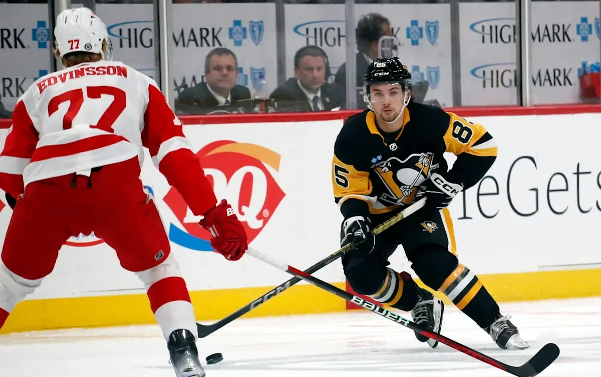 Pittsburgh Penguins prospects, Avery Hayes NHL, Wilkes-Barre/Scranton Penguins, 2025 NHL Draft, Bryan Rust comparison,