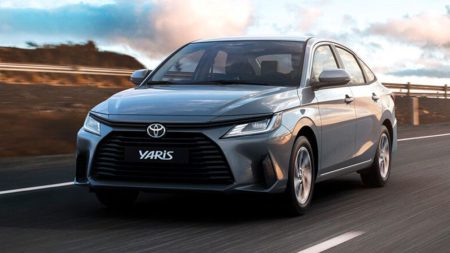 Toyota Yaris 2024 exterior front view in Pakistan with updated 2025 pricing and features.