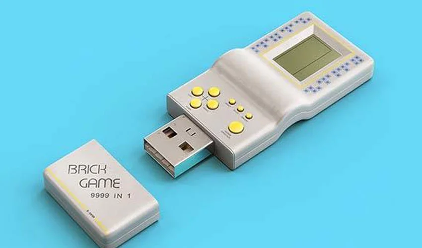 USB Flash Drive Turns Into Retro Console – Here’s How