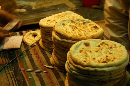Islamabad Tandoor Owners Seek Increase in Roti Prices