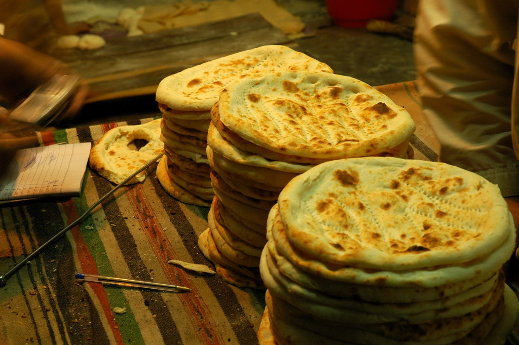 Islamabad Tandoor Owners Seek Increase in Roti Prices