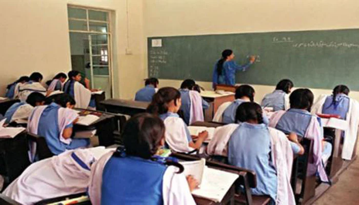 Teachers in Karachi Still Waiting for Pending Dues from 2024