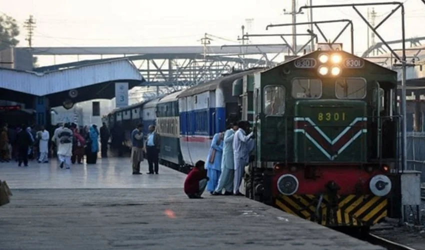 Travelling in Trains Without Ticket Can Now Land You in Jail