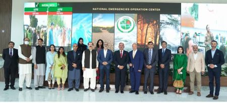 VEON, Jazz CEOs Visit NEOC to Boost Disaster Resilience Partnership