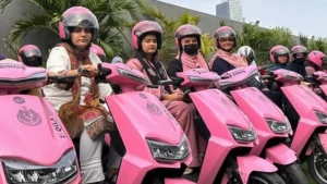 Sindh Govt Launches Second Phase of Pink Scooty Scheme for Women